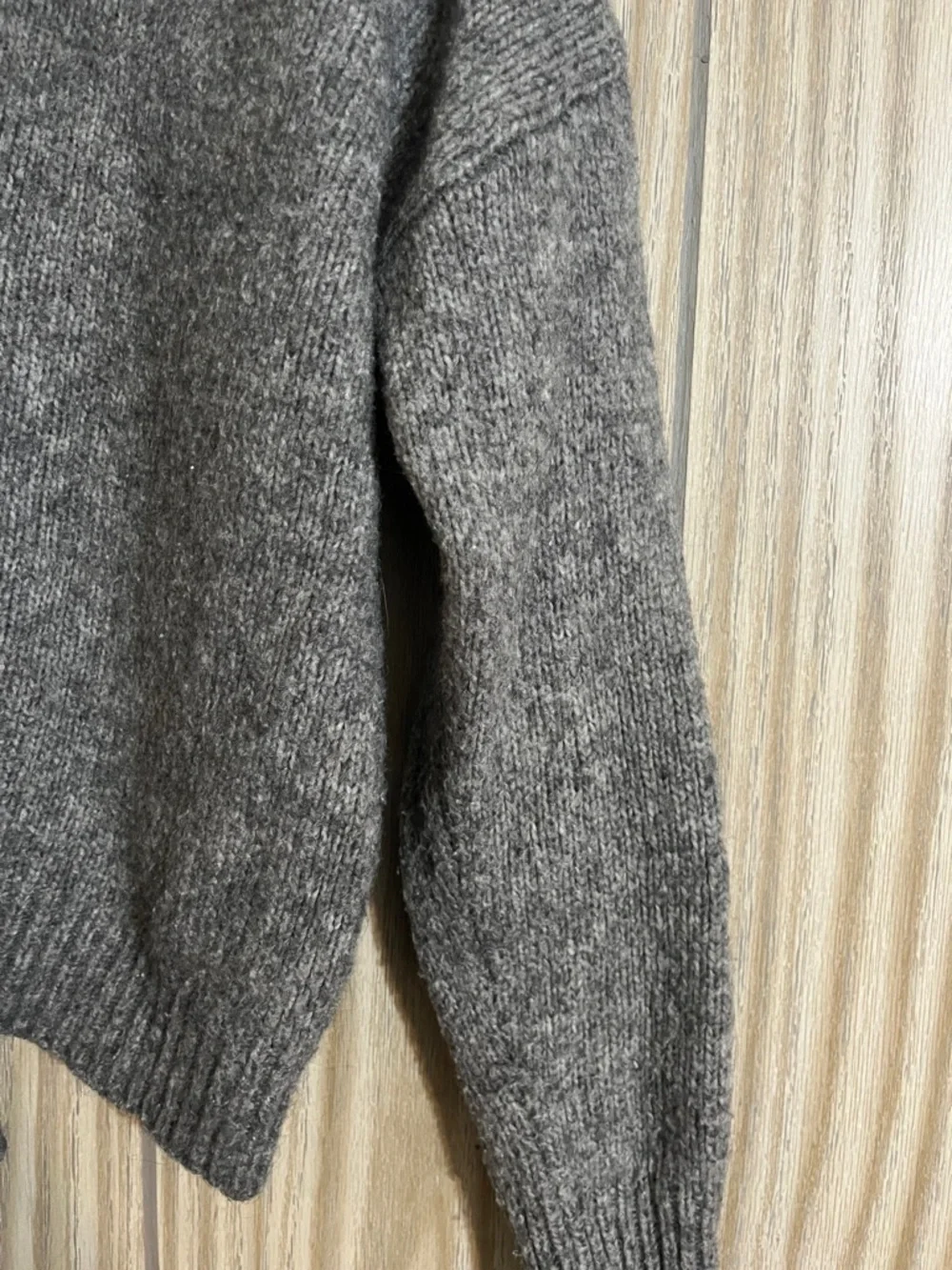 ZARA Wool, Heather Gray Lace-Up Crewneck Sweater - Picture 3 of 5